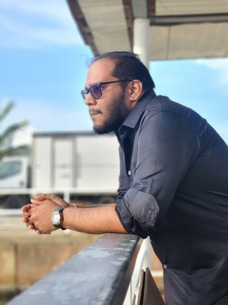 JET Programme Series: Snow Country for Old Men - Irfaan Ali